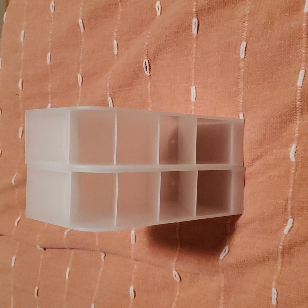 Amazon Essentials Writing Utensil Storage NWOT - Picture 3 of 3